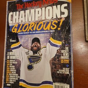 THE HOCKEY NEWS MAGAZINE -        ST LOUIS BLUES 2019 CHAMPIONS